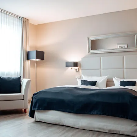Clostermanns Hof Hotell 4*