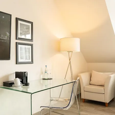 Clostermanns Hof Hotell 4*